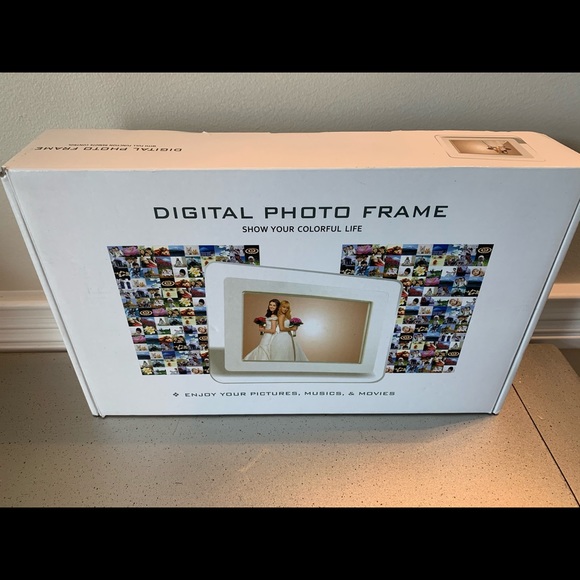 Digital Photo Frame - Picture 2 of 2